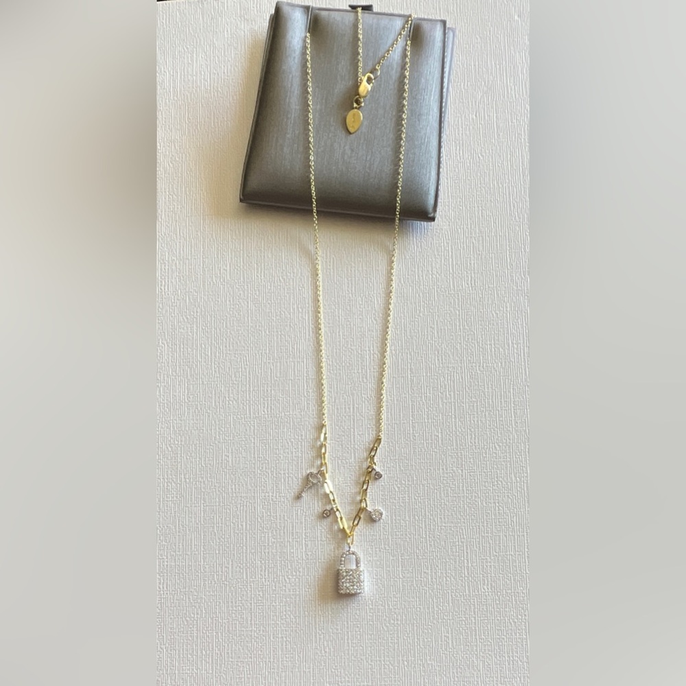 🔥SALE! Meira T Lock Key Diamond Chunky Chain Charm Necklace - Picture 2 of 7